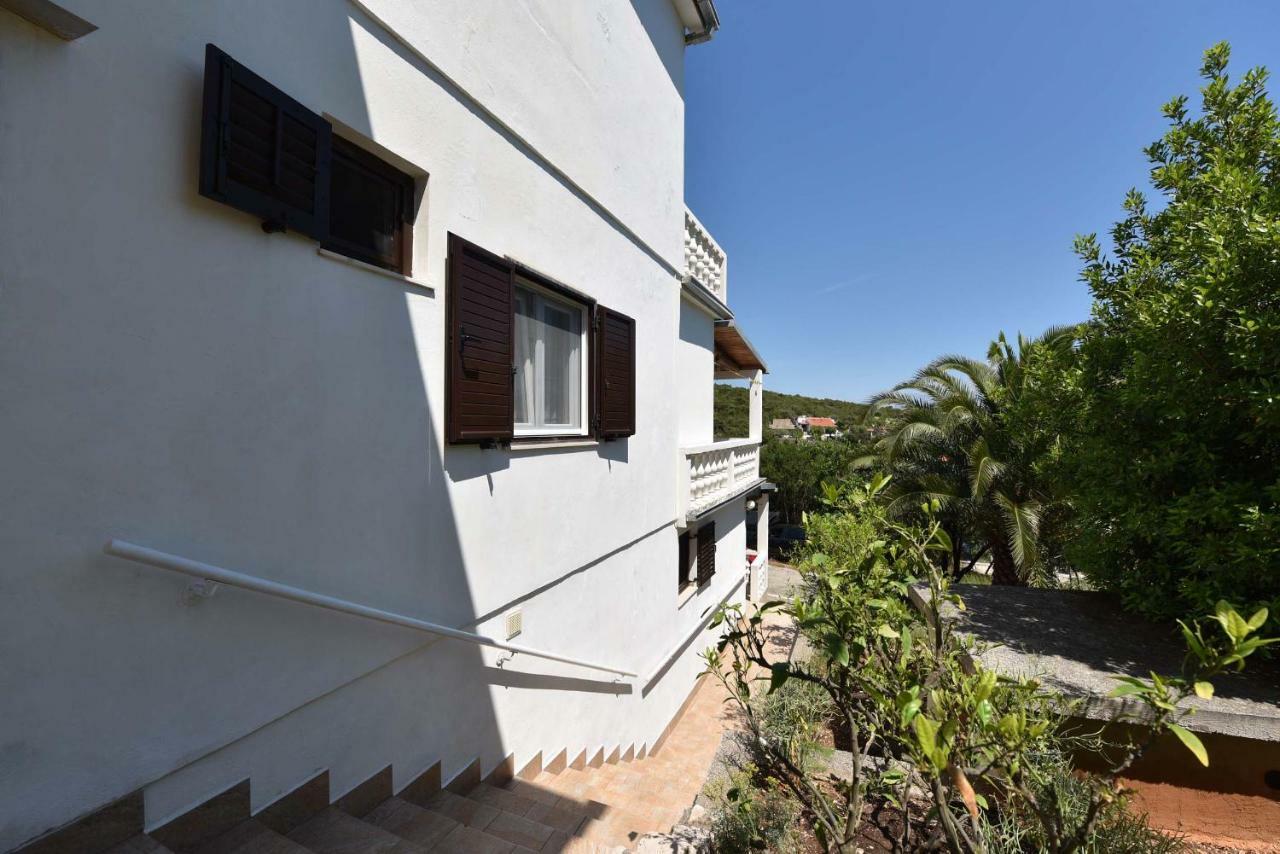 Apartmani Marko Gdinj Extérieur photo