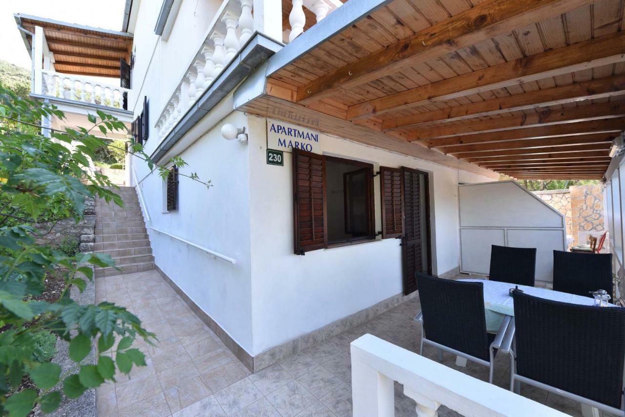Apartmani Marko Gdinj Extérieur photo